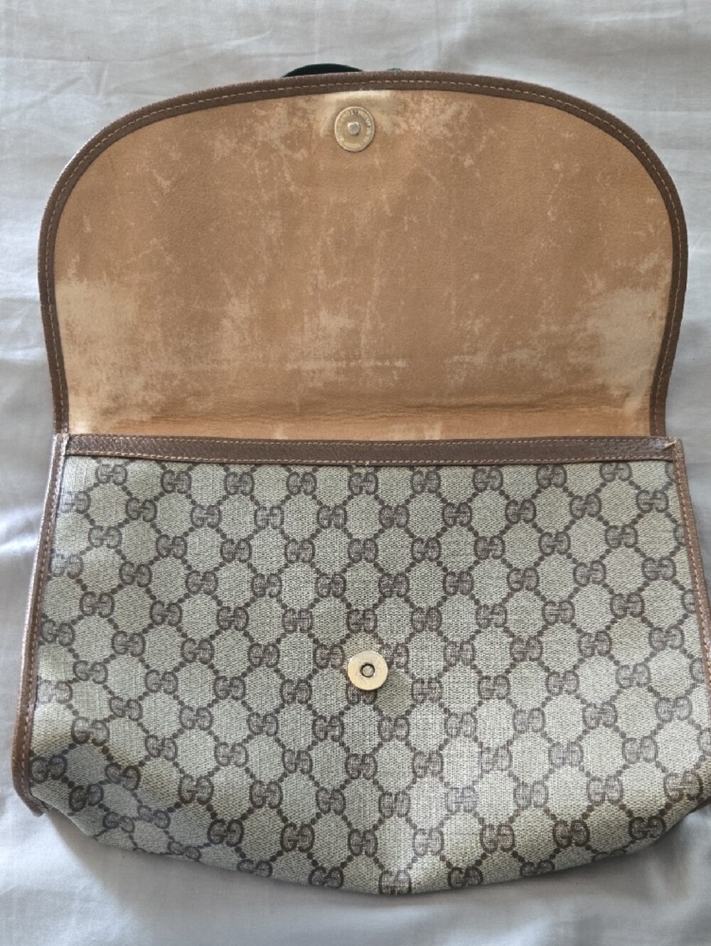Vintage Gucci GG Supreme Sherry Line Clutch With Strap - Picture 4 of 11